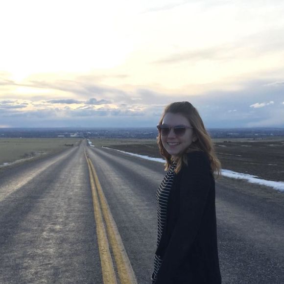 Meet your Posher, Allison - Picture 1 of 1